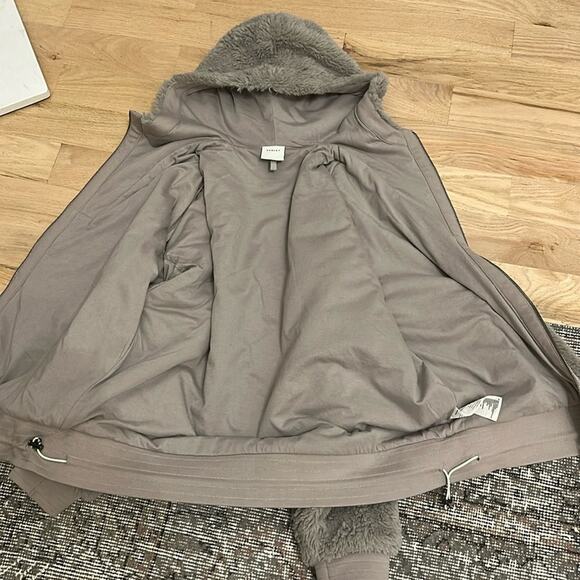 VARLEY Dylan Jacket - Satellite Size Large NWT - Picture 5 of 5